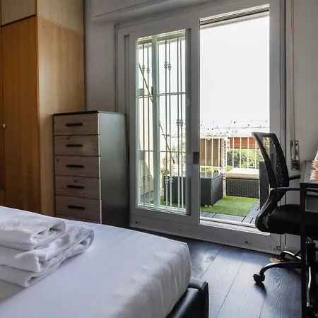 Apartment Italianway - Insubria 7 *